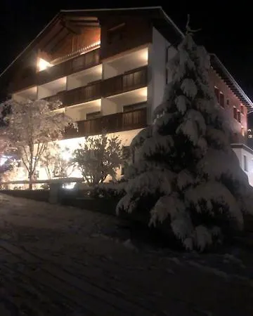 Garni Tannleger Otel 4*