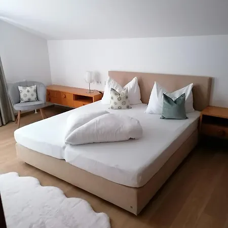 Garni Tannleger 4*