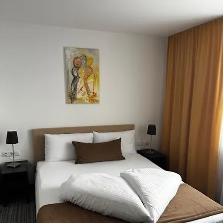 Garni Tannleger 4*