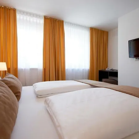 Garni Tannleger 4* Brand